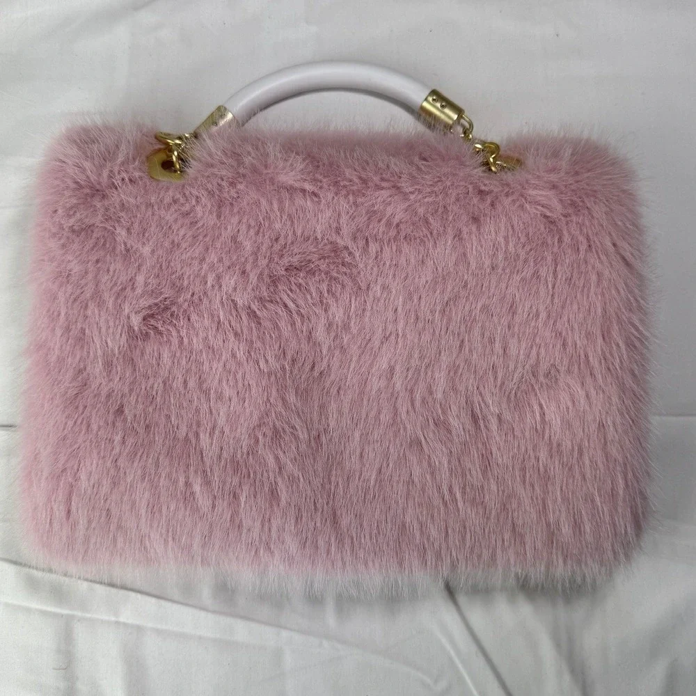 FAO Schwarz Kids Pink Faux Fur Handbag Quilted Interior Gold Logo 59343A24124